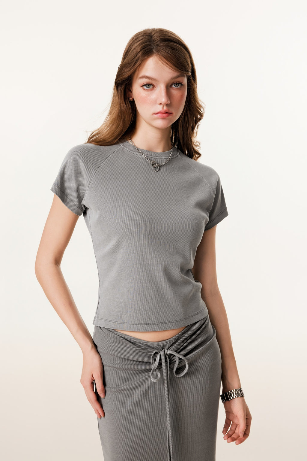 275GSM Women’s Slimming Raglan Short T-shirt Medium gray