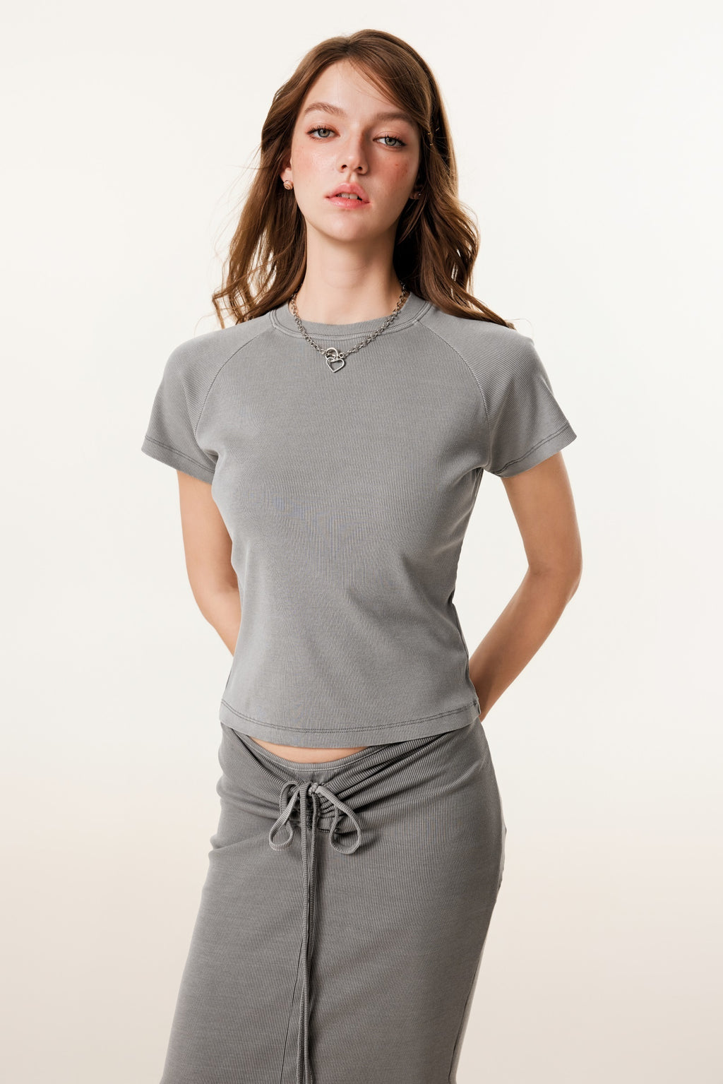 275GSM Women’s Slimming Raglan Short T-shirt Medium gray