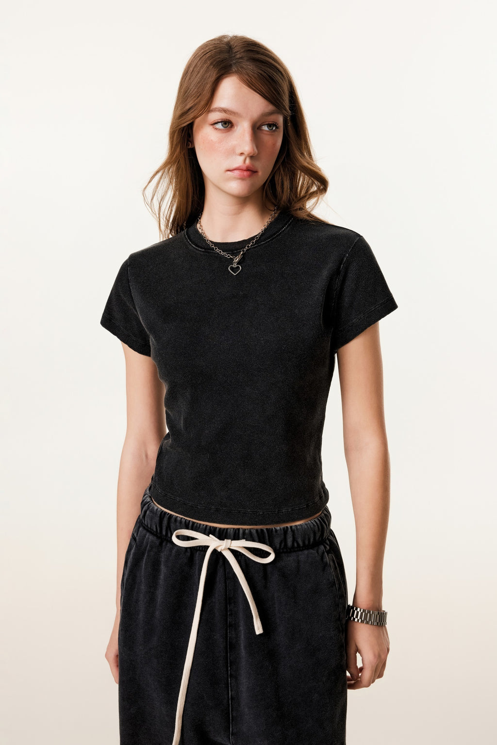 275GSM Women’s Figure-Flattering Straight Shoulder T-shirt Snow wash