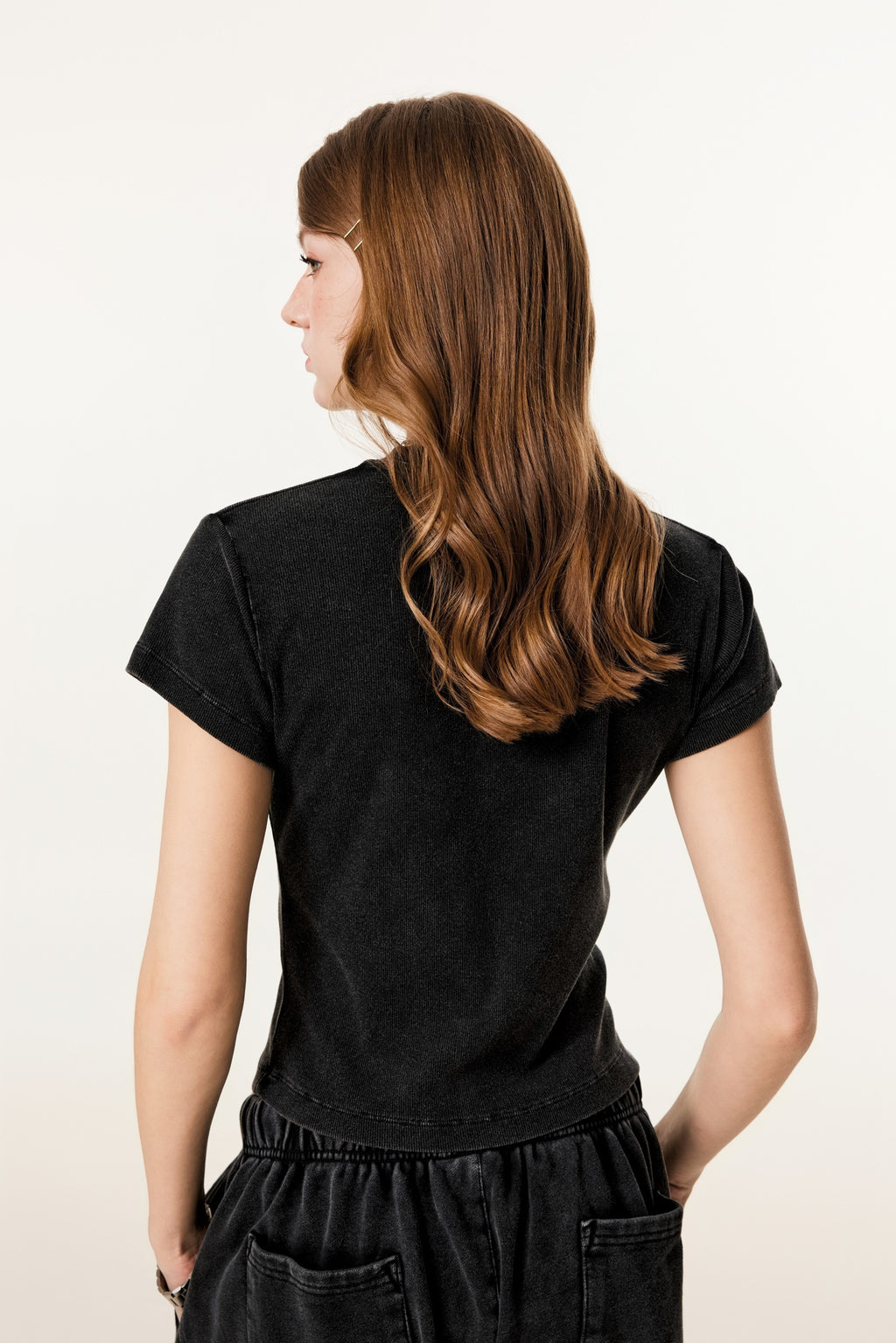 275GSM Women’s Figure-Flattering Straight Shoulder T-shirt Snow wash
